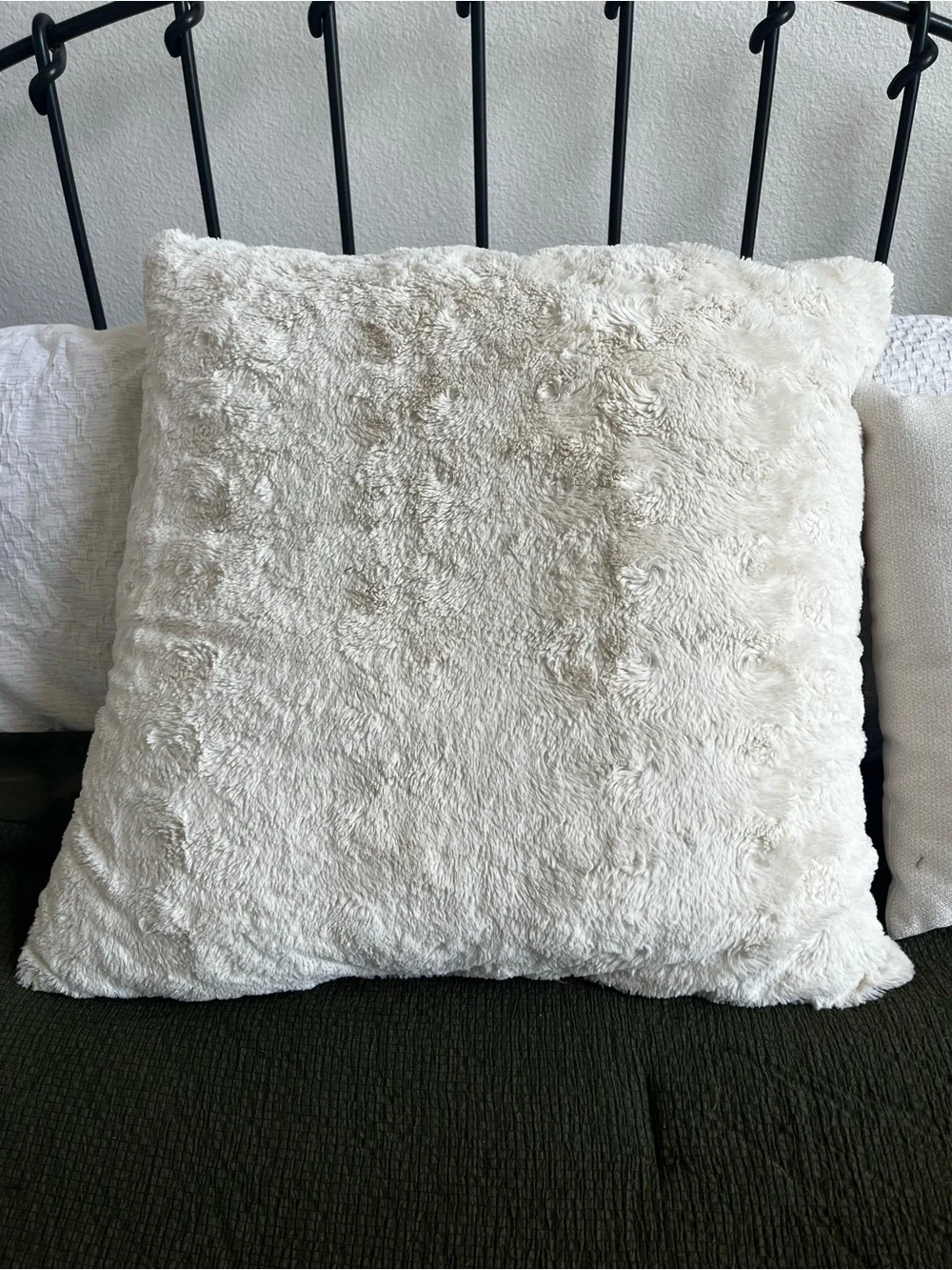 Throw pillows cream color furry